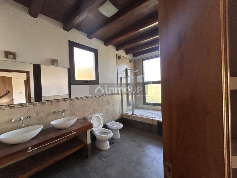 Casa en Alquiler en Lujan de Cuyo, Mendoza