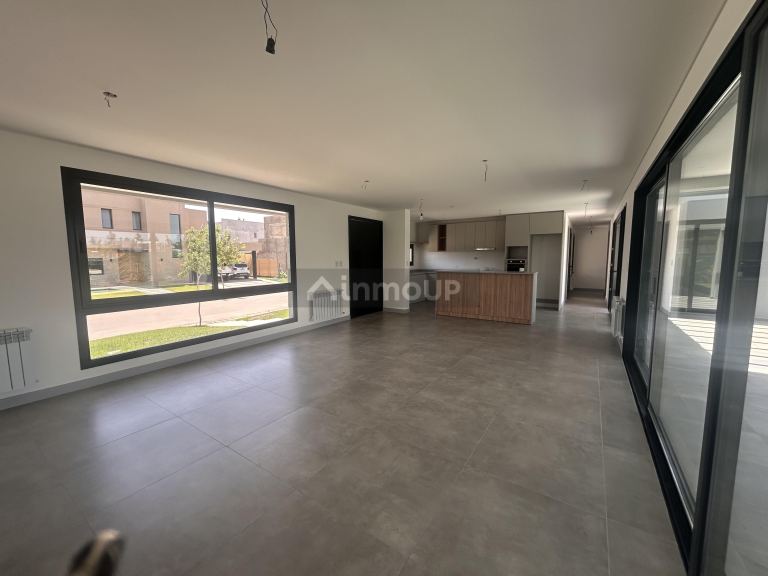 Casa en Alquiler en Lujan de Cuyo, Mendoza