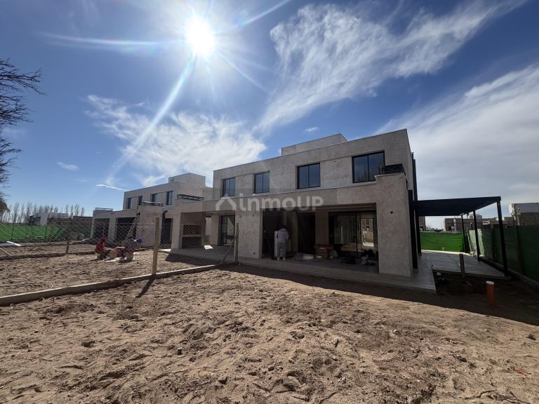 Casa en Venta en Lujan de Cuyo, Mendoza