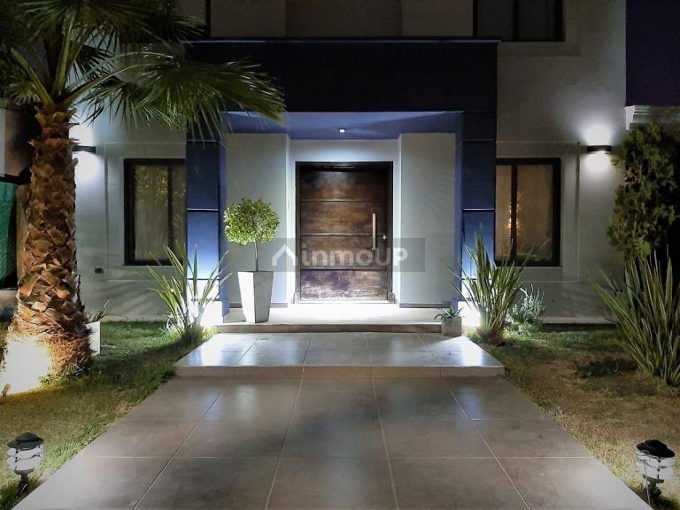 Casa en Alquiler en Maipu, Mendoza