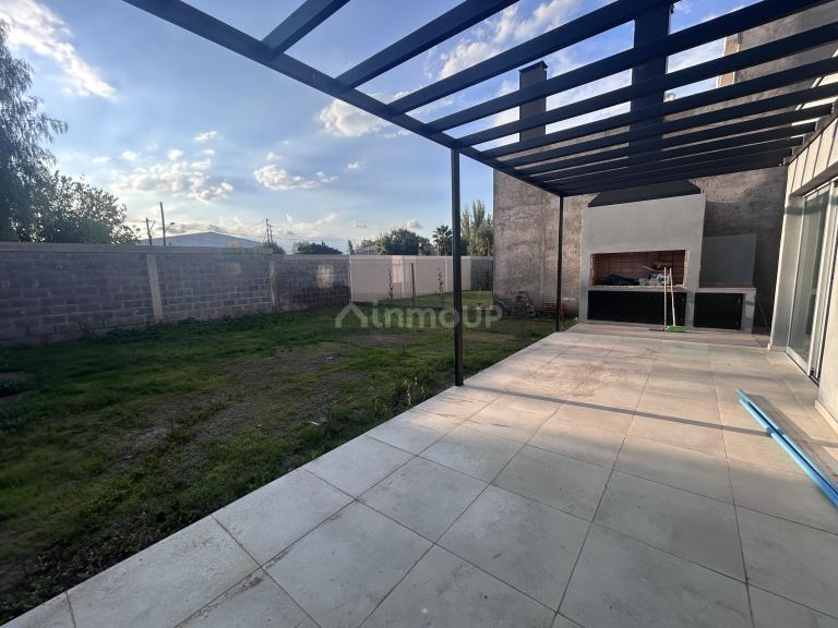 Casa en Venta en Maipu, Mendoza