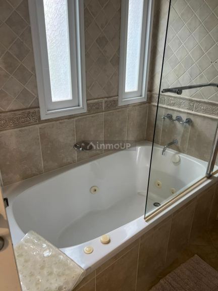Casa en Venta en Capital, Mendoza