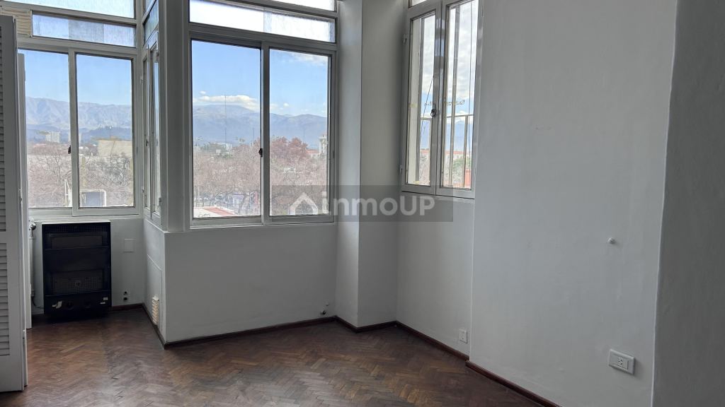 Departamento en Alquiler en Capital, Mendoza