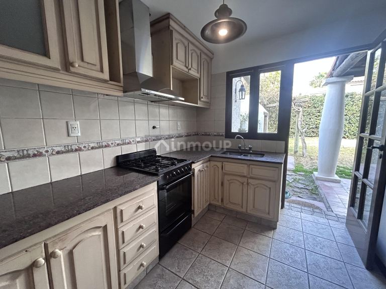 Casa en Venta en Guaymallen, Mendoza