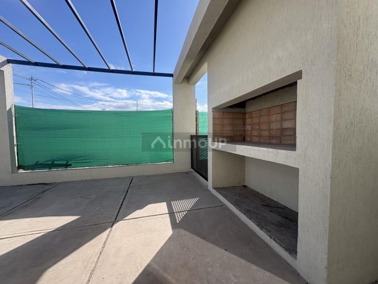 Casa en Venta en Lujan de Cuyo, Mendoza - USD 202.000 | Inmoup - 24