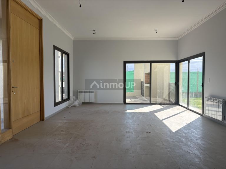 Casa en Venta en Lujan de Cuyo, Mendoza - USD 202.000 | Inmoup - 12
