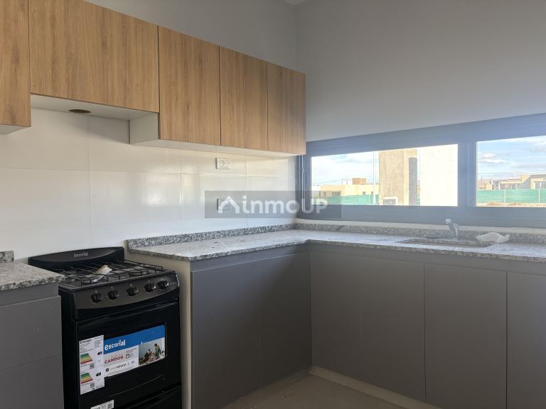 Casa en Venta en Lujan de Cuyo, Mendoza - USD 202.000 | Inmoup - 11