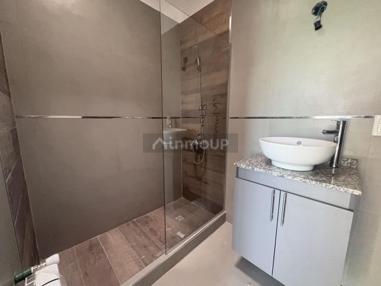 Casa en Venta en Lujan de Cuyo, Mendoza - USD 202.000 | Inmoup - 6