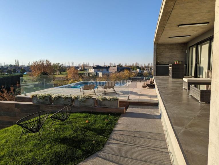 Casa en Venta en Maipu, Mendoza