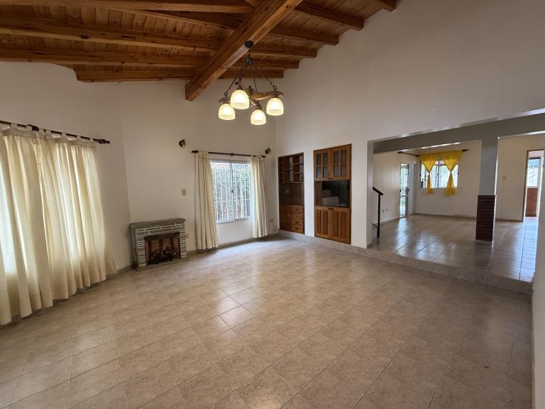 Casa en Alquiler en Maipu, Mendoza