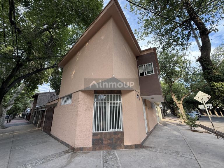 Casa en Venta en Capital, Mendoza
