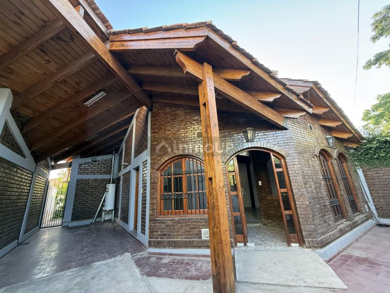 Casa en Alquiler en Lujan de Cuyo, Mendoza