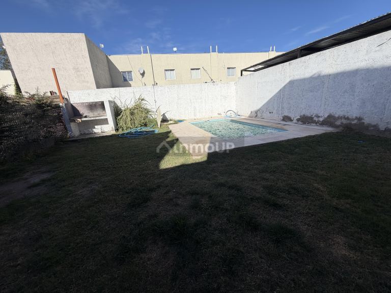 Casa en Alquiler en Maipu, Mendoza