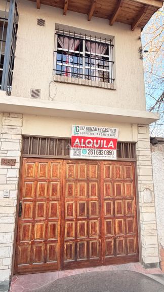 Casa en Alquiler en Godoy Cruz, Mendoza