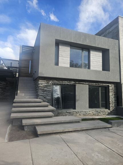 Casa en Venta en Capital, Mendoza
