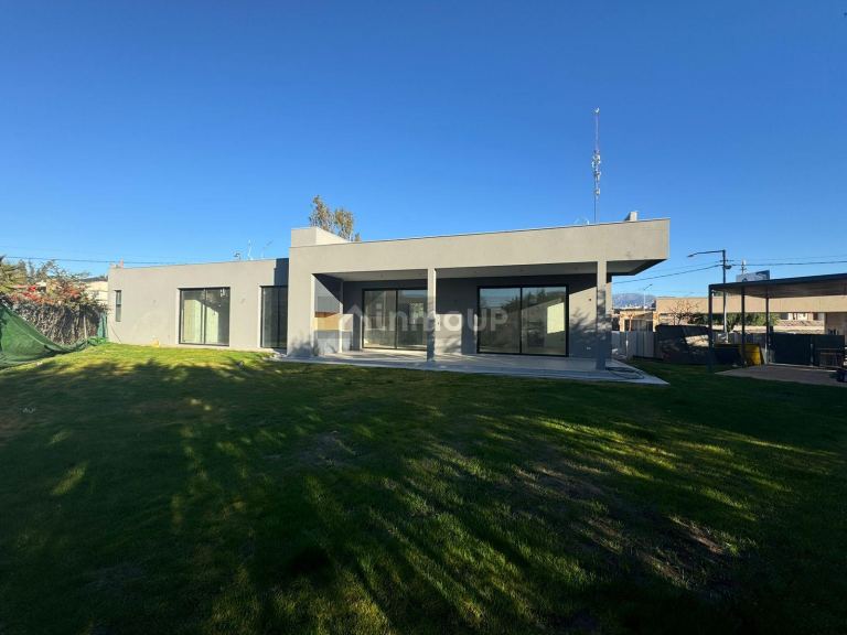 Casa en Venta en Godoy Cruz, Mendoza