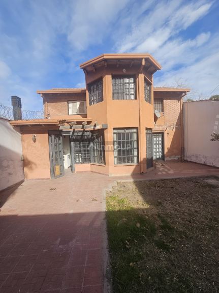 Casa en Alquiler en Godoy Cruz, Mendoza