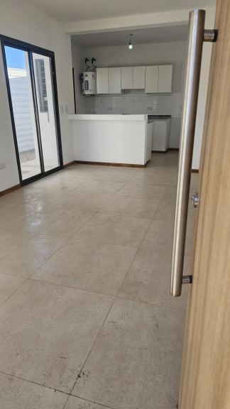 Casa en Alquiler en Maipu, Mendoza