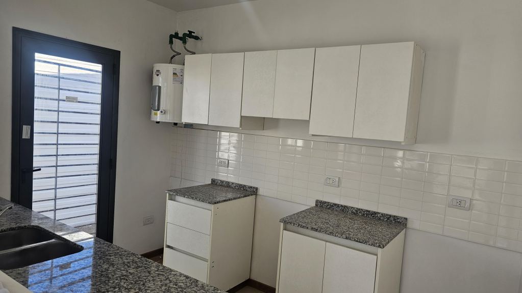 Casa en Alquiler en Maipu, Mendoza