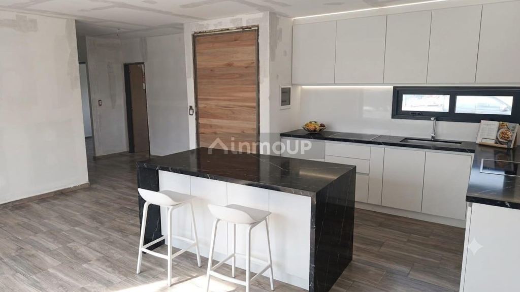 Casa en Venta en Las Heras, Mendoza