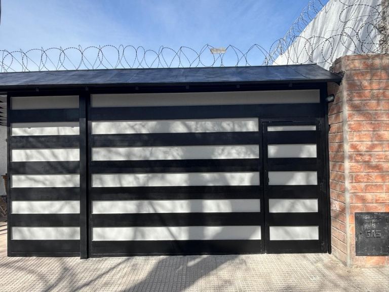 Casa en Alquiler en Capital, Mendoza