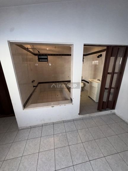 Casa en Venta en Guaymallen, Mendoza - USD 75.000 | Inmoup - 16