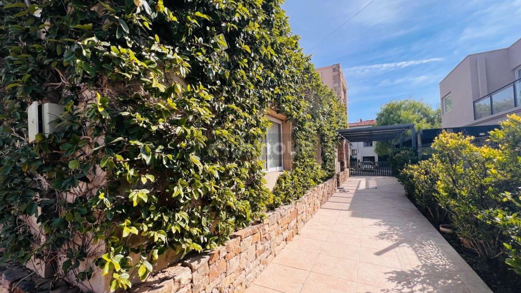 Casa en Alquiler en Capital, Mendoza - USD 2.000 | Inmoup - 16