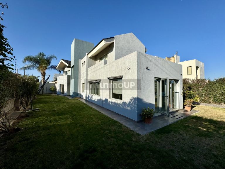 Casa en Venta en Guaymallen, Mendoza