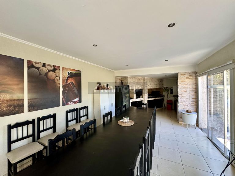 Casa en Venta en Guaymallen, Mendoza