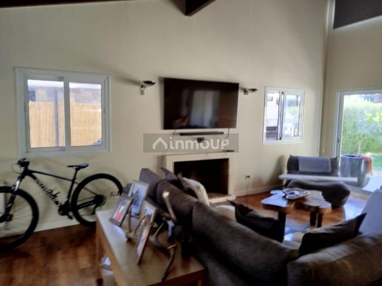 Casa en Venta en Guaymallen, Mendoza