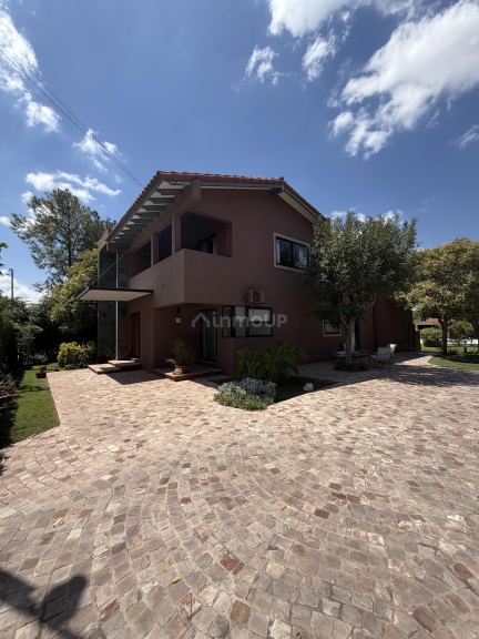 Casa en Venta en Guaymallen, Mendoza
