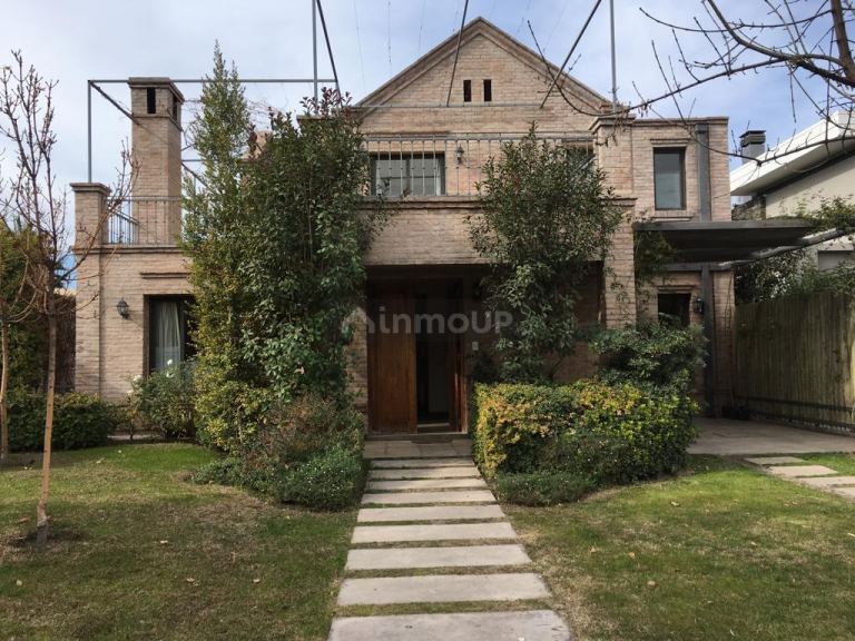 Casa en Venta en Guaymallen, Mendoza