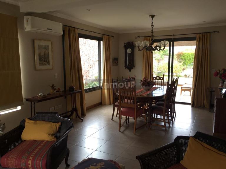 Casa en Venta en Guaymallen, Mendoza