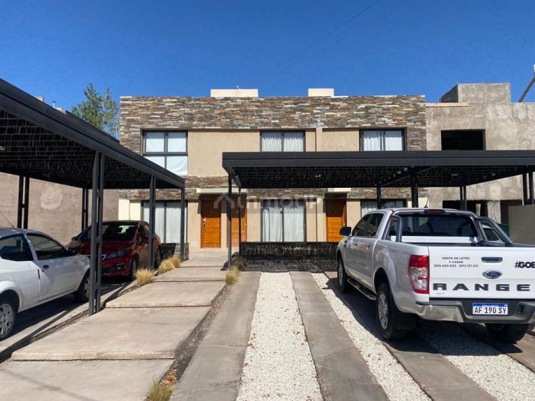 Duplex en Venta en Guaymallen, Mendoza