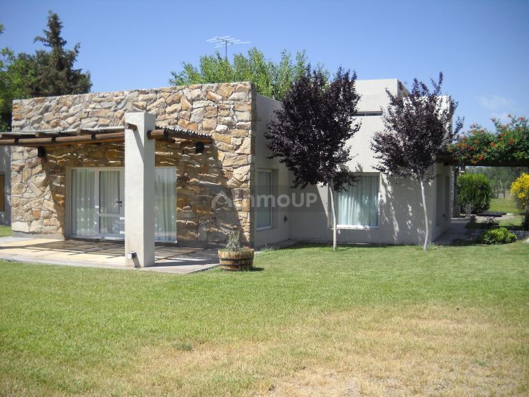 Bodega con Viñedo en Venta en Tupungato, Mendoza