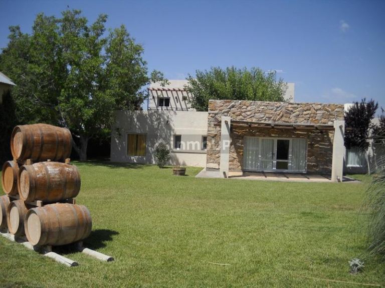 Bodega con Viñedo en Venta en Tupungato, Mendoza