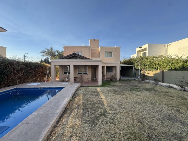 Casa en Venta en Guaymallen, Mendoza