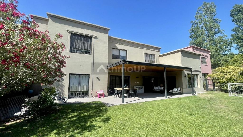 Casa en Venta en Guaymallen, Mendoza