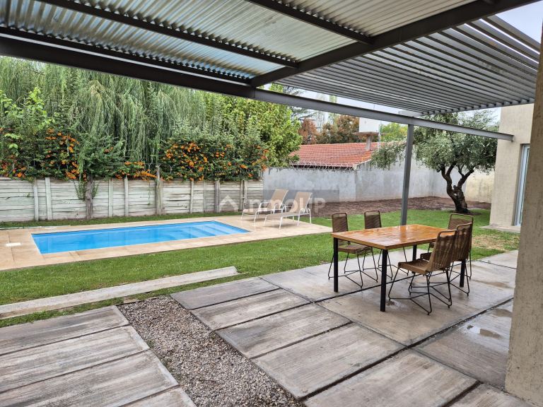 Casa en Alquiler en Lujan de Cuyo, Mendoza