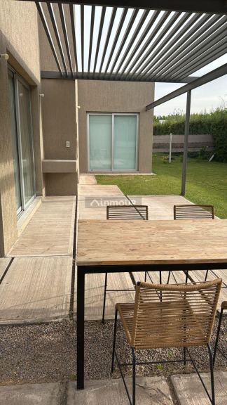 Casa en Alquiler en Lujan de Cuyo, Mendoza