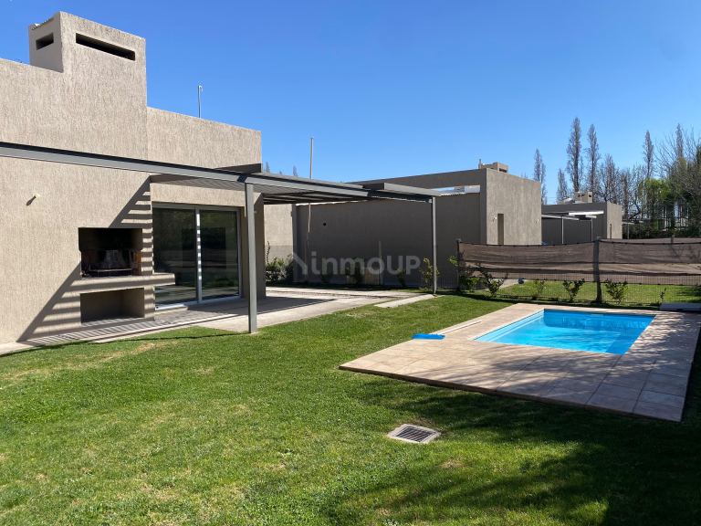 Casa en Alquiler en Lujan de Cuyo, Mendoza - USD 1.090 | Inmoup - 6