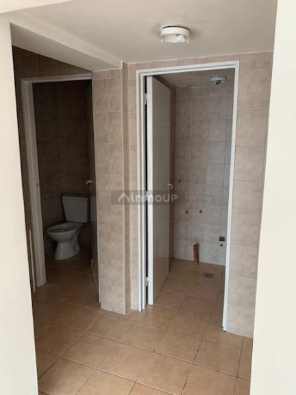 Local Comercial en Alquiler en Guaymallen, Mendoza - $ 600.000 | Inmoup - 11