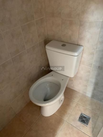 Local Comercial en Alquiler en Guaymallen, Mendoza - $ 600.000 | Inmoup - 12