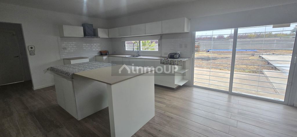 Casa en Alquiler en Maipu, Mendoza