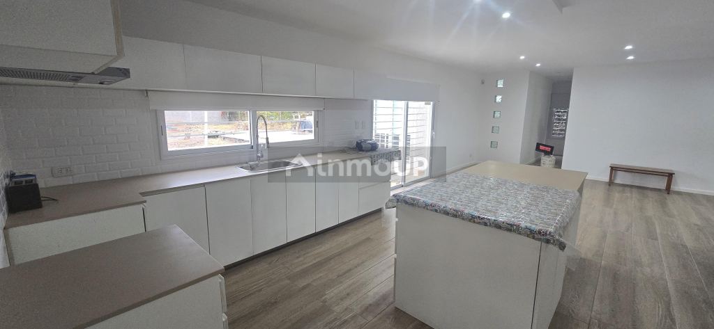 Casa en Alquiler en Maipu, Mendoza