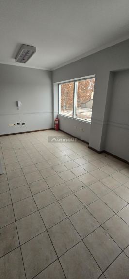Oficina en Alquiler en Capital, Mendoza - $ 1.350.000 | Inmoup - 9