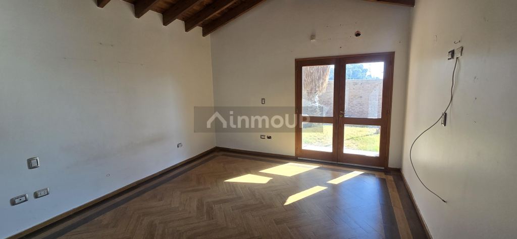 Casa en Venta en Guaymallen, Mendoza - USD 180.000 | Inmoup - 7