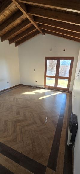 Casa en Venta en Guaymallen, Mendoza - USD 180.000 | Inmoup - 25