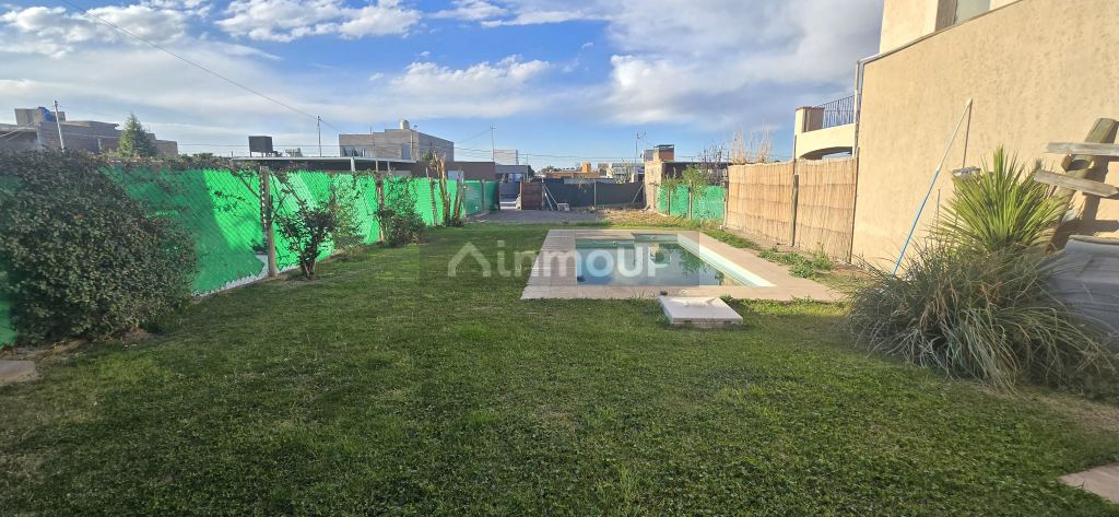 Casa en Venta en Guaymallen, Mendoza