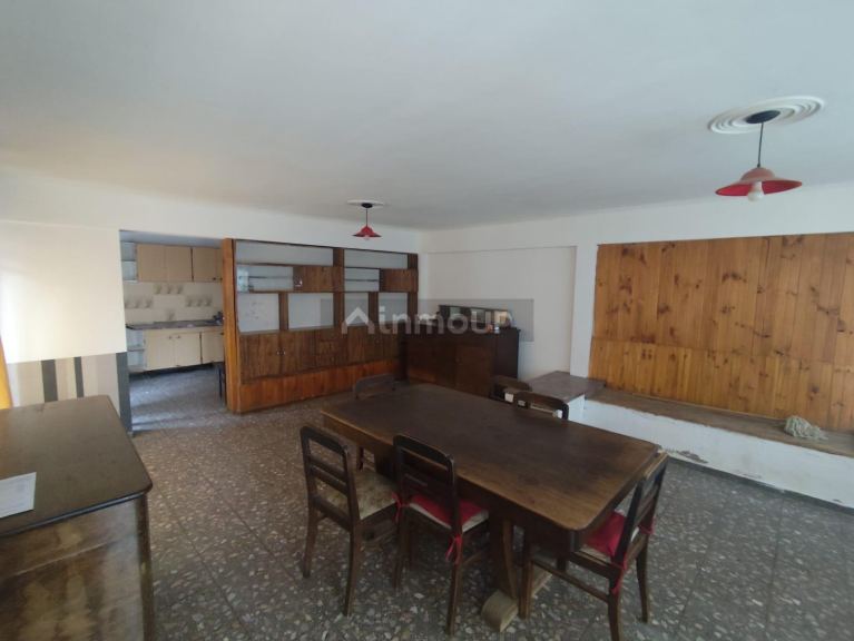 Godoy Cruz Alvear N° 1525, Godoy Cruz
